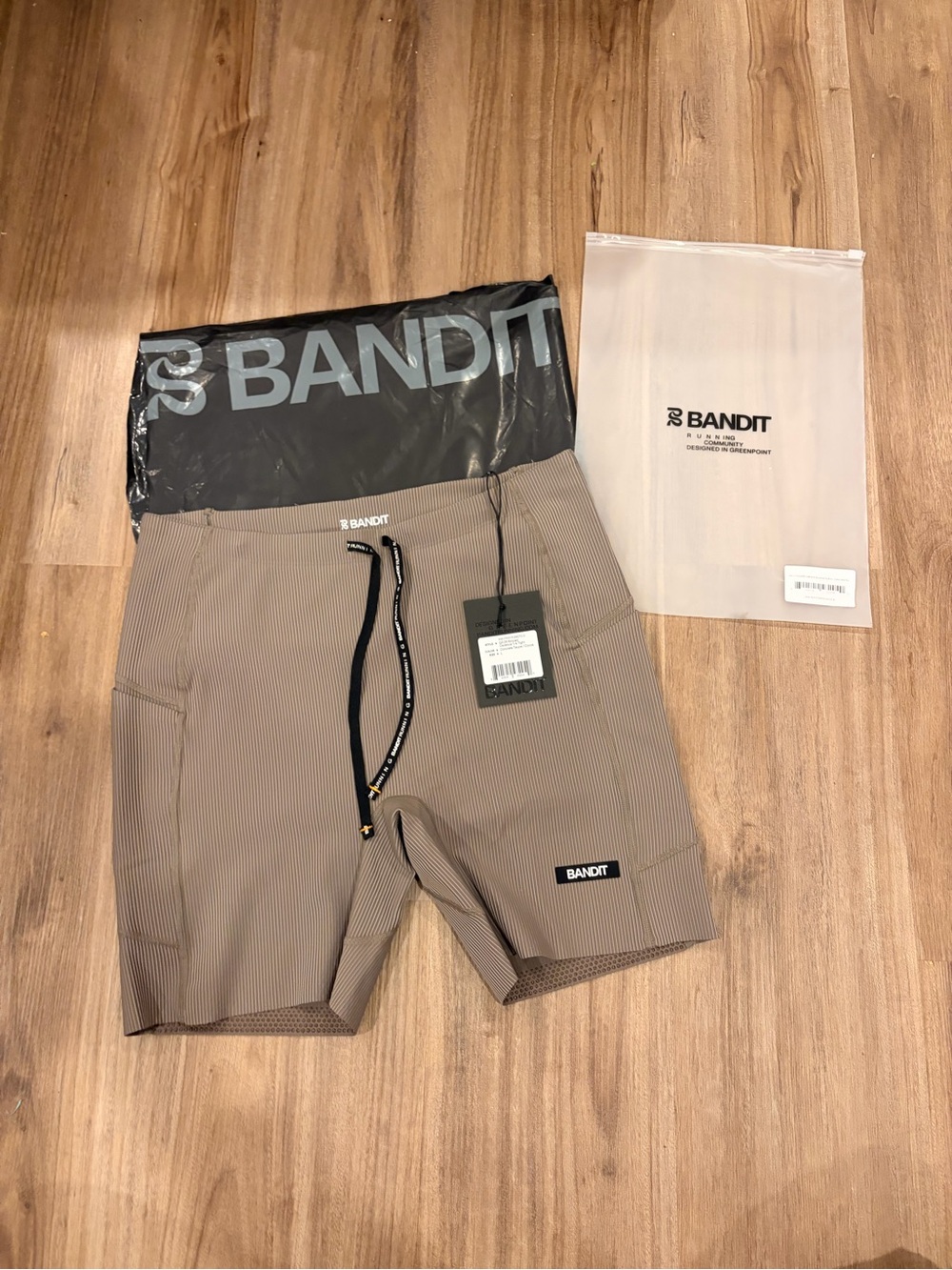 NWT Bandit Running Men’s Striped Cadence Quarter Tights Size L Concrete Taupe Co